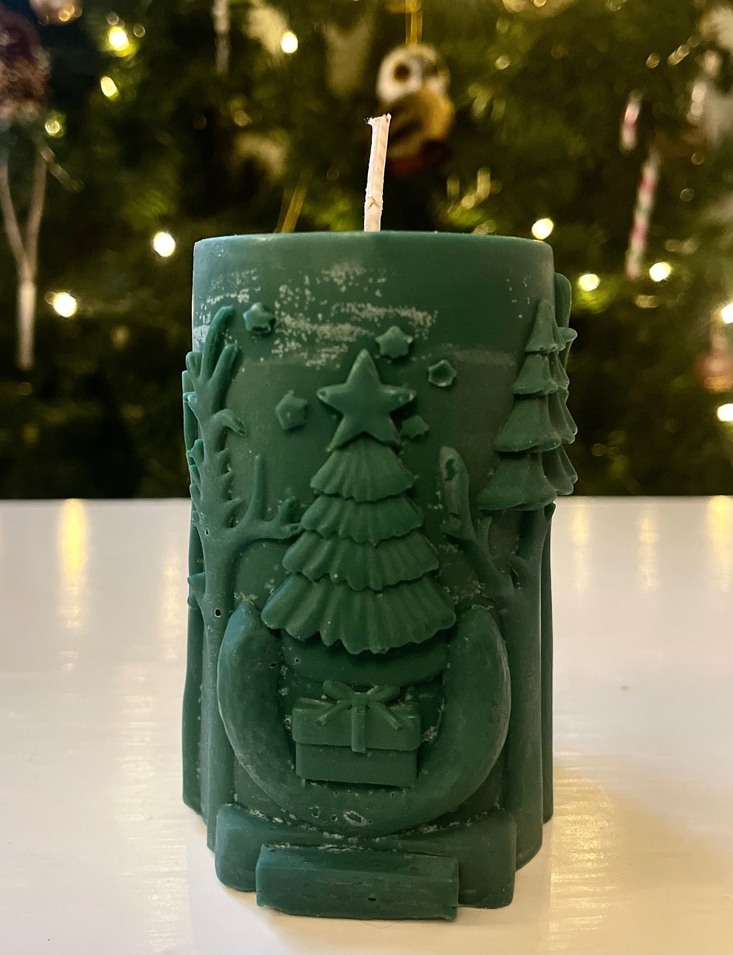 Green Reindeer Pillar