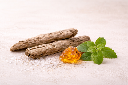 Rock Salt & Driftwood 8oz Jar Candle